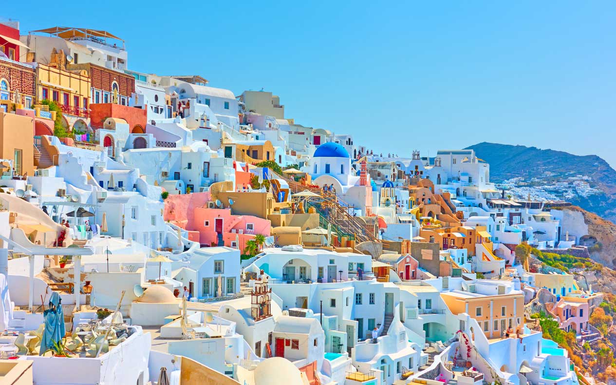 Santorini Adası hakkında bilgileri, feribot, otel fiyatlarını, Yunanistan Santorini Adası turları ve tüm bilgileri Santorini sayfalarımızdan takip edebilirsiniz.
